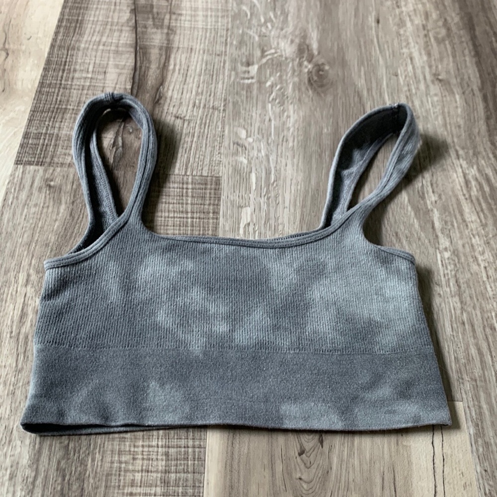 Anthropologie cropped shorter tank top